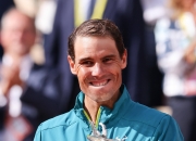 英雄联盟总决赛时间-戴维斯杯力克美网，纳达尔刷新纪录的简单介绍