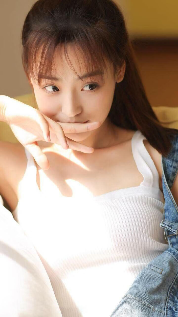 绿茵与草场，两个世界的双重逆转剧