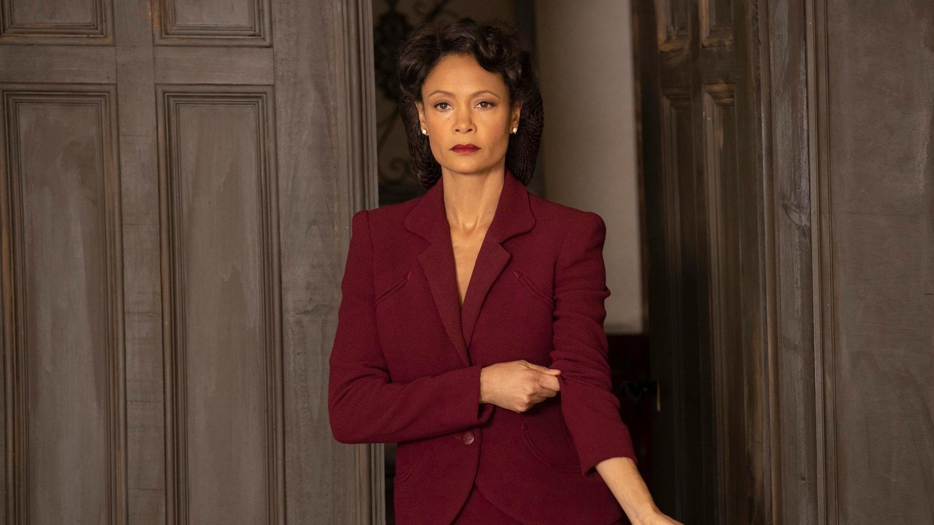 防守的艺术与领跑的意志,当绿茵铁闸遇见赛道主宰